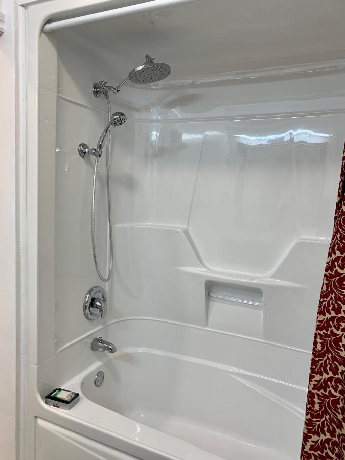 Le 2300 S Apartman Saint-Hyacinthe Kültér fotó