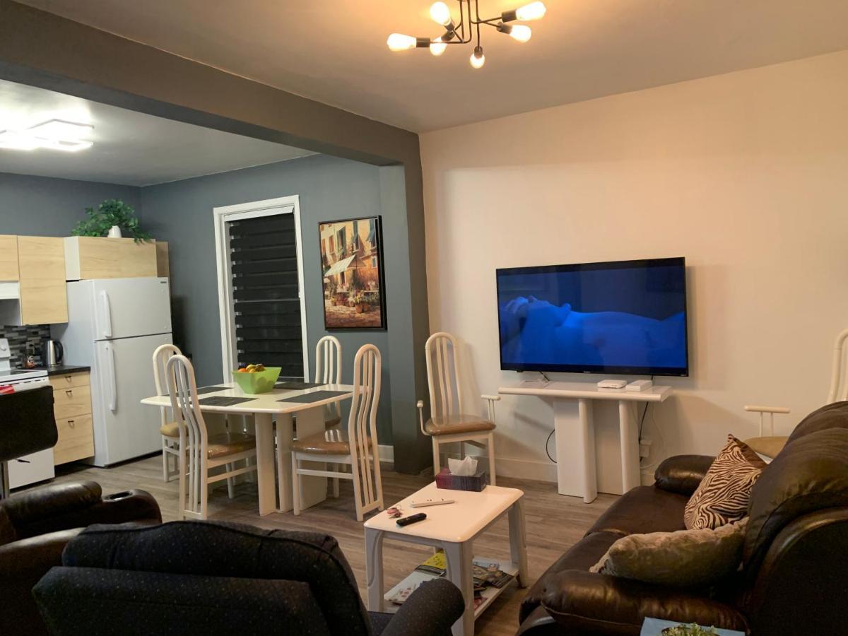 Le 2300 S Apartman Saint-Hyacinthe Kültér fotó