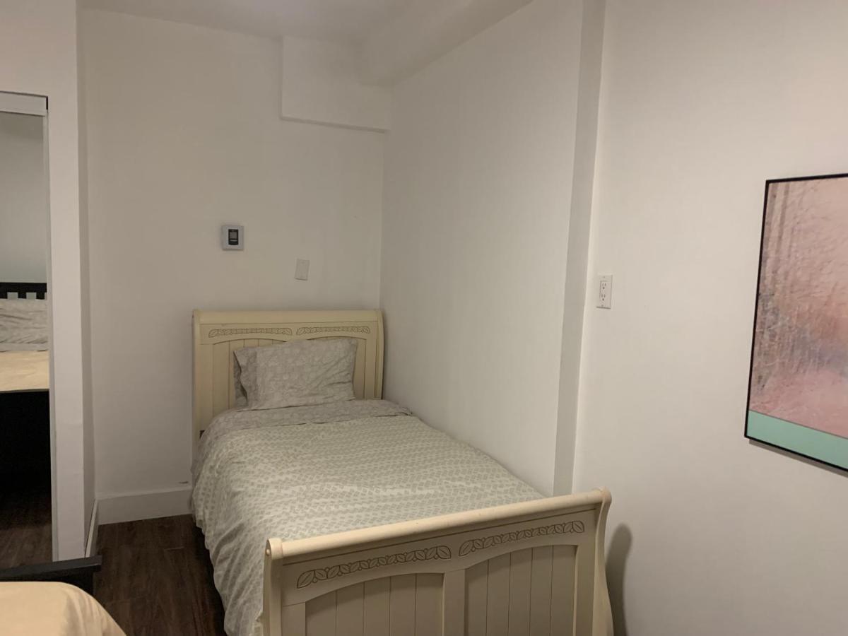 Le 2300 S Apartman Saint-Hyacinthe Kültér fotó